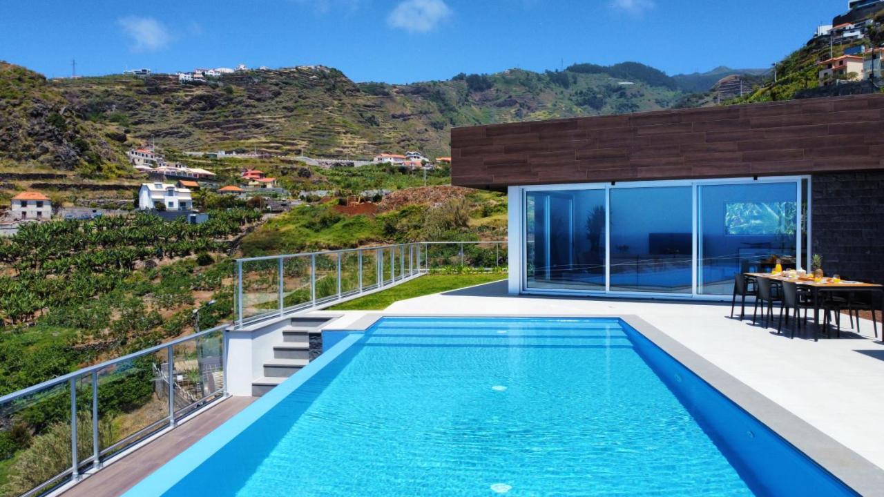 Villa Blue Horizon By Lovelystay Tabua  ภายนอก รูปภาพ